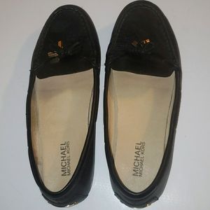 Michael Kors womens flats loafers. Size 9M